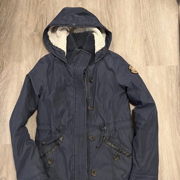 Abercrombie and Fitch coat . Size XS - Picture 2 of 9